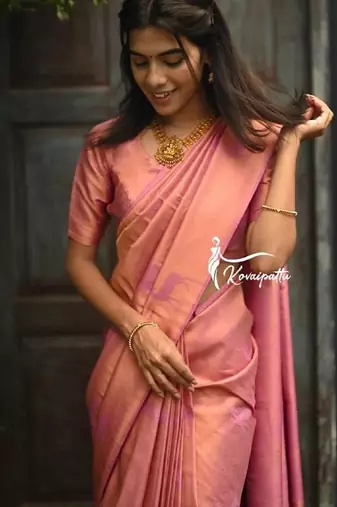 Baby pink silk blend banarasi saree with unstitched blouse piece