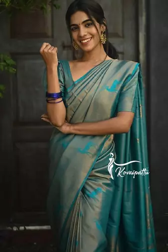 Turquoise silk blend banarasi saree with unstitched blouse piece