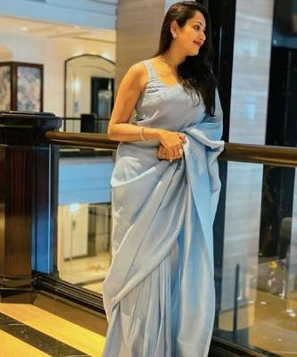 Sky blue silk blend banarasi saree with unstitched blouse piece 4