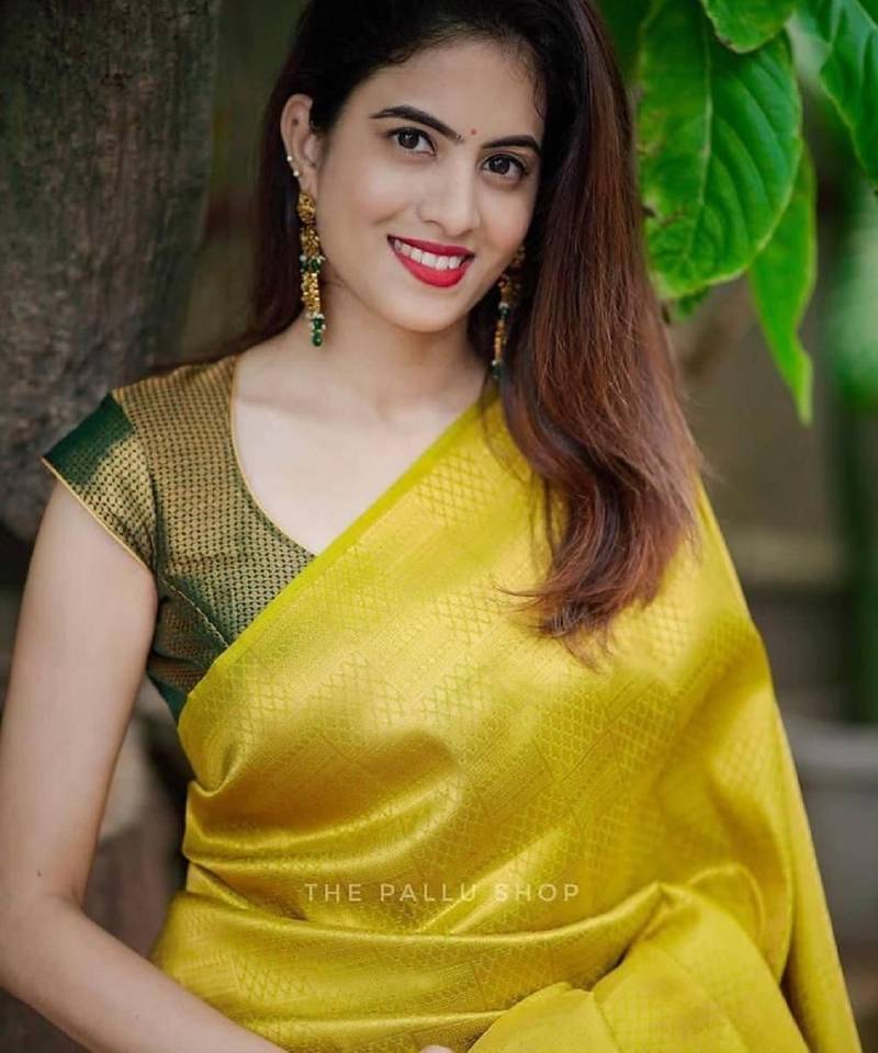 Yellow soft silk blend banarasi jacuard work designer party wear saree with unstitched blouse piece