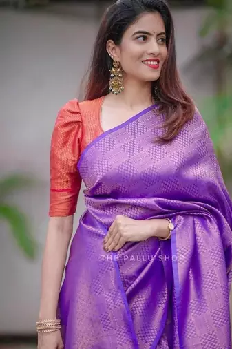 Purple silk blend banarasi saree with unstitched blouse piece