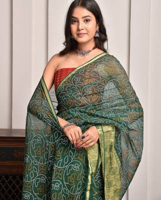 Green elegant bandhani georgette saree 3