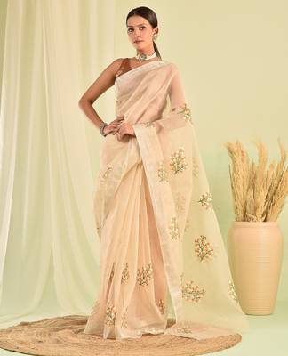 Beige hand embroidered floral kota doria saree 2