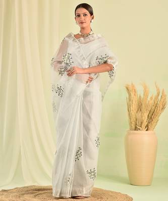 Grey hand embroidered floral kota doria saree 3