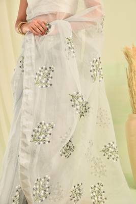Grey hand embroidered floral kota doria saree 5