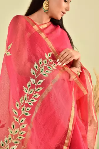 Pink kota doria gota patti saree