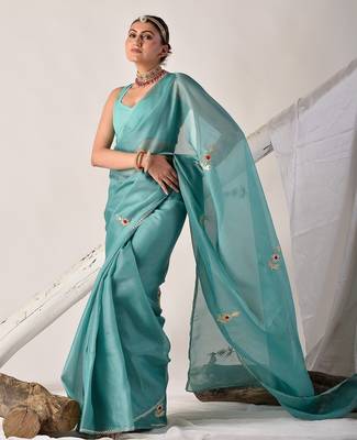 Taupe gota patti kota doria saree 5