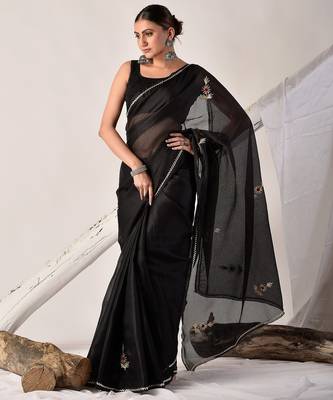 Black gota patti kota doria saree 4