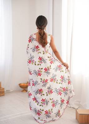 Chiffon digital print scallped border foil mirror work saree 4