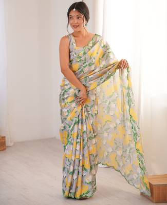 Chiffon digital print scallped border foil mirror work saree 4