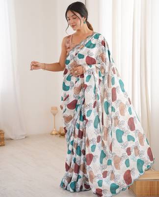 Chiffon digital print scallped border foil mirror work saree 3