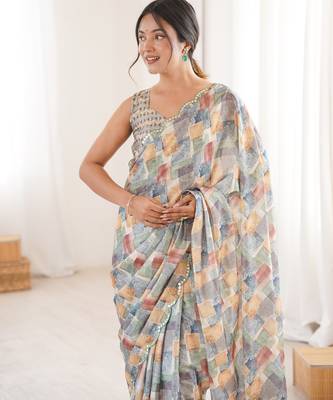 Chiffon digital print scallped border foil mirror work saree 4