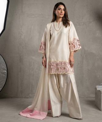 Designer ivory kurta palazzo set with pink floral lace work 1