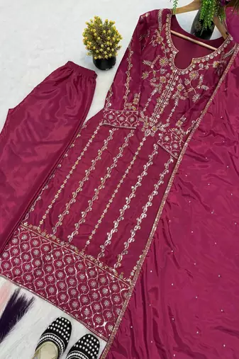 Women   s pink embroidered kurta set with dupatta