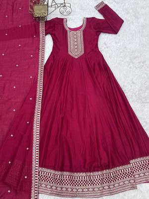Classic Floor Length Anarkali Suit with Elegant Dupatta 5
