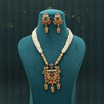 mint meena kundan matte gold necklace set 2