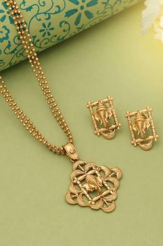 Gold color lord ganesha matte gold necklace set