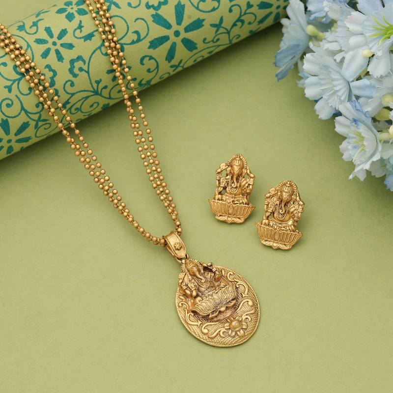 Gold color lord ganesha matte gold necklace set