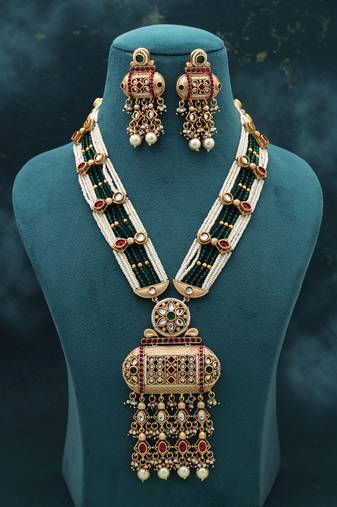 Rani & green color matte gold necklace set