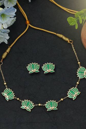 Green color meenakari necklace set