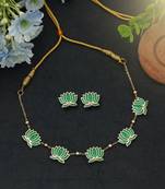 emerald enamel lotus gold chain necklace set