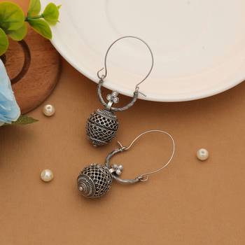 white alloy earrings with oxidised stone drop work 1