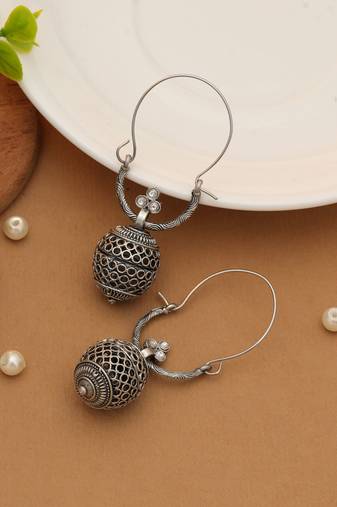 White color oxidised earrings