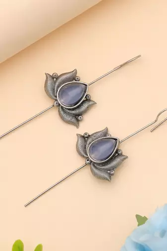 Light pink color oxidised ear cuff