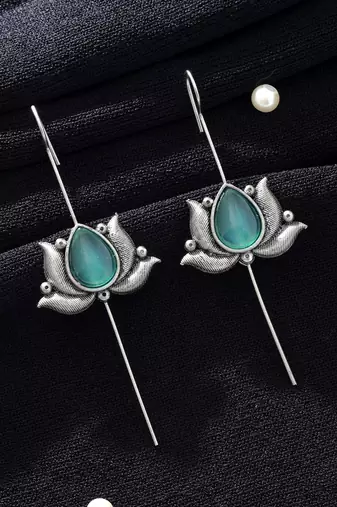pista green alloy ear cuff with oxidised stone work