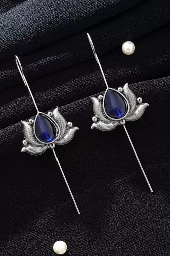 blue alloy ear cuff with glass stone drop style