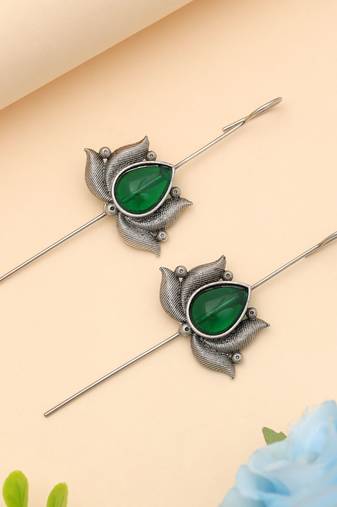 Green color oxidised ear cuff