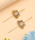 Off white color oxidised ear cuff