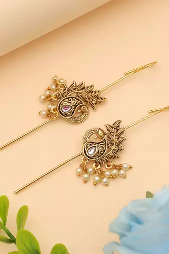 White color oxidised ear cuff