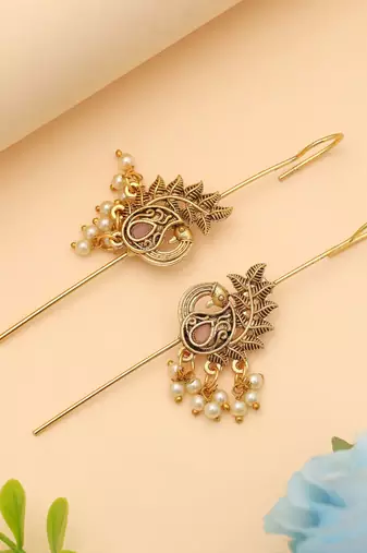 Light pink color oxidised ear cuff