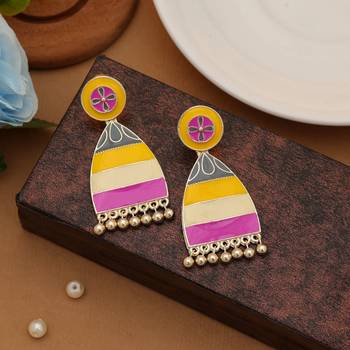 multi alloy earrings with gold dangle design 1