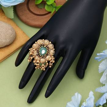 pista green alloy ring with adjustable gold stone design 2
