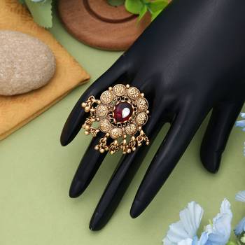 red alloy ring with gold plated stone design 2