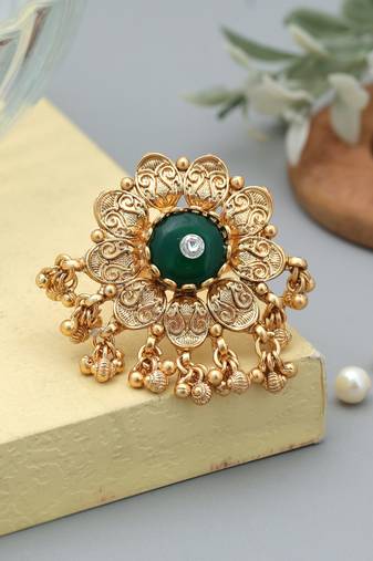 Green color matte gold rings