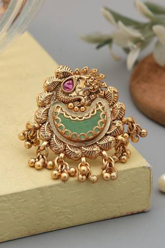 Pista green color matte gold rings