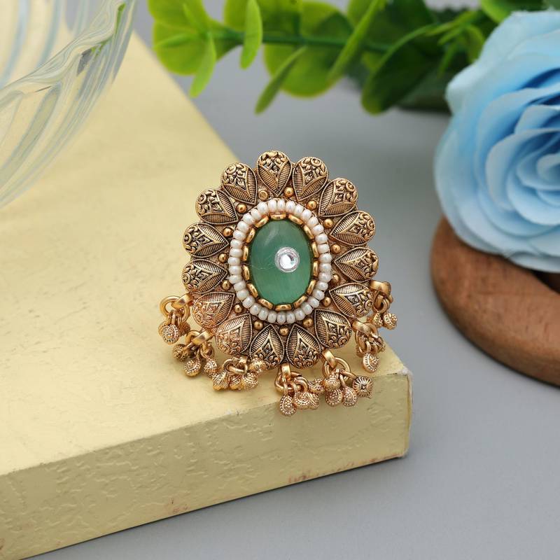 Pista green color matte gold rings