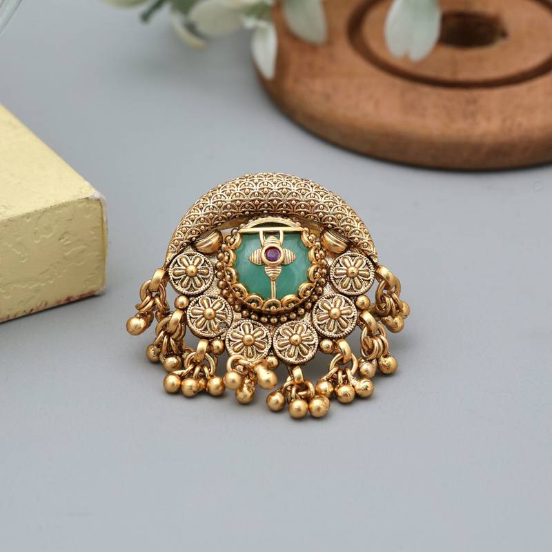 Pista green color matte gold rings