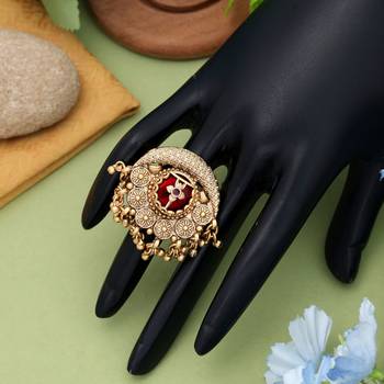 red alloy ring with gold plated stone detail 2
