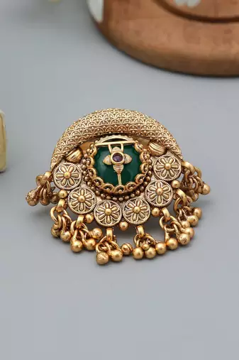 Green color matte gold rings