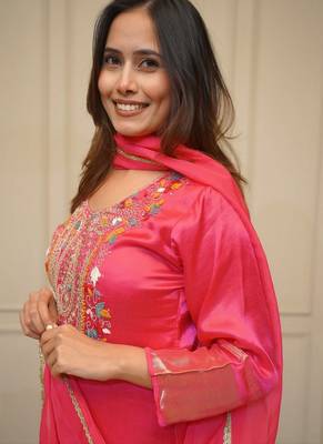 Pink color viscoce stylish fancy kurta set for girls 3