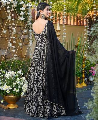 Black color trendy and stylish gown for looks 2