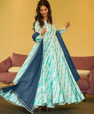 Sea green color trendy and stylish gown for looks 2