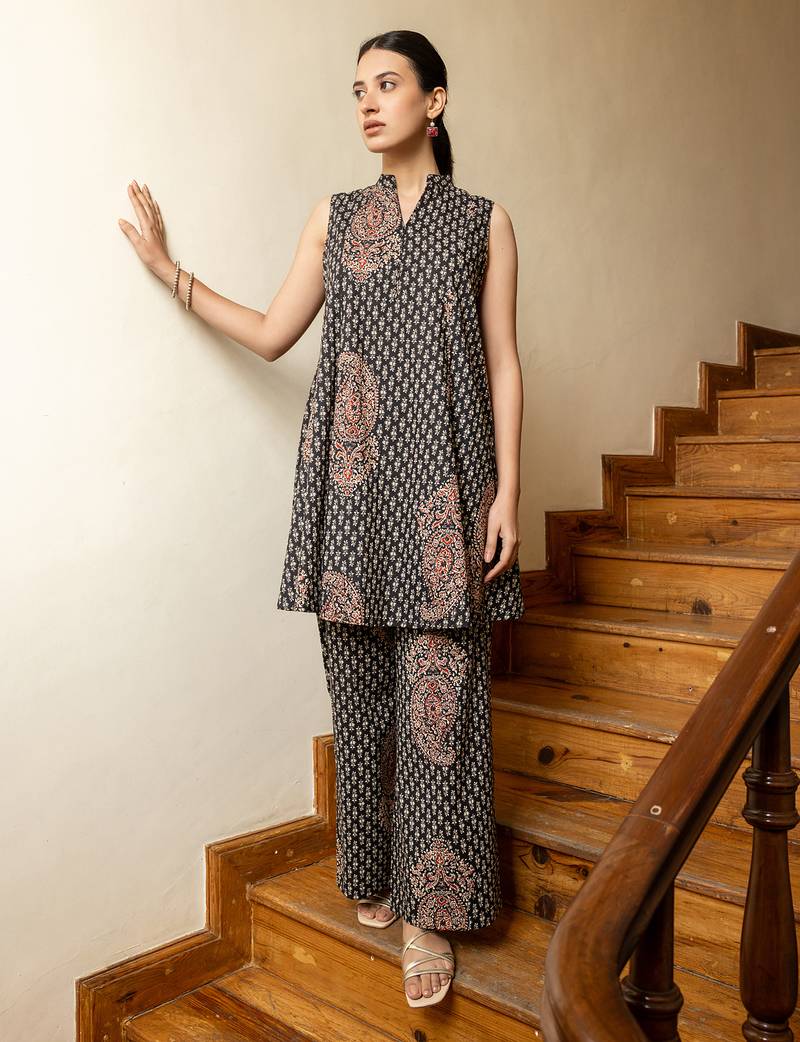 Black color beautiful girlie top bottom set for stylish party looks