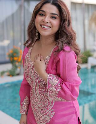 Alluring Pink Zari Work Viscose Traditional Salwar Kameez 8