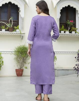 Lavender color beautiful looking rich party kurta set 2
