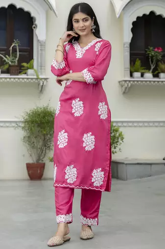 Pink color beautiful designer looking rich party kurta set